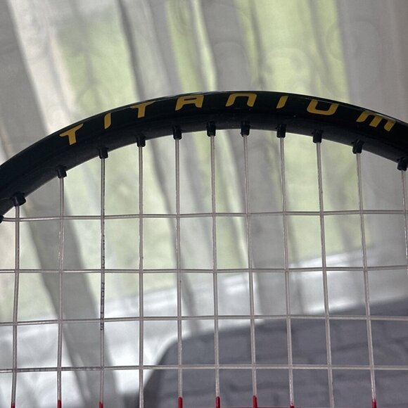 Wilson Match Point Energy Soft W 3 Titanium3 Tennis Racket Yellow Black - Picture 8 of 12
